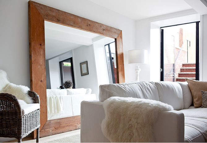 Big-Mirror-15th-St-Apartment-BHC